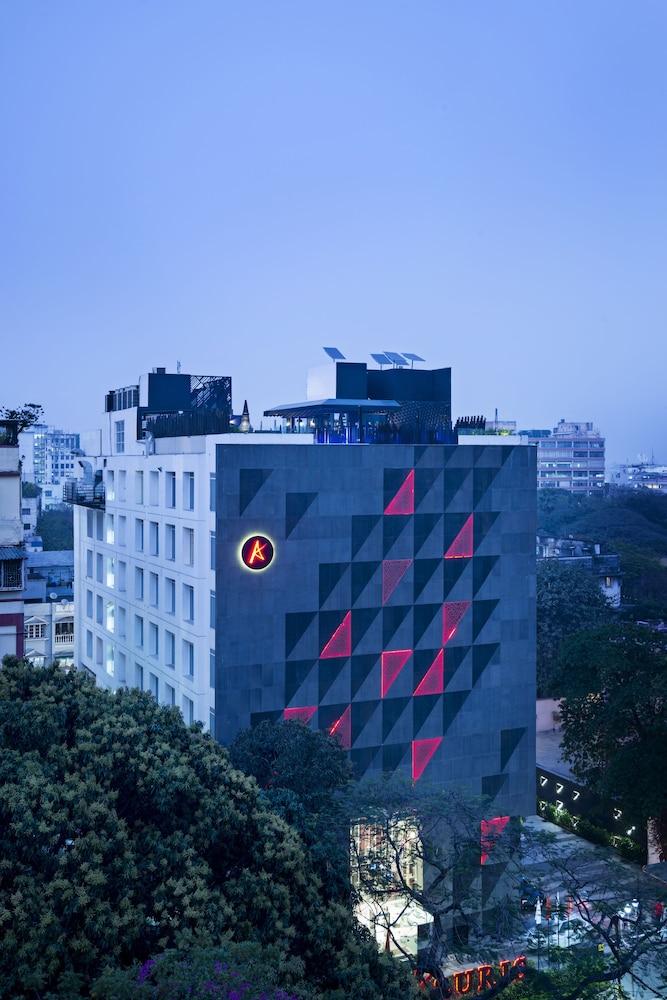 Aauris Hotel Kolkata Exterior photo